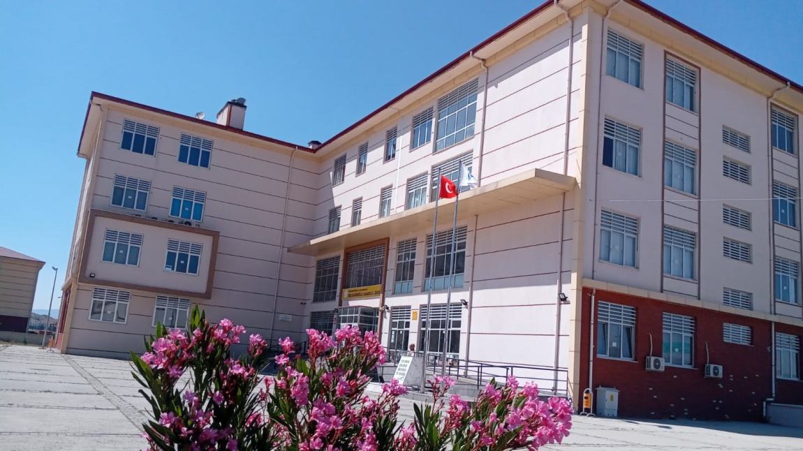 Dulkadiroğlu Anadolu Lisesi Fotoğrafı